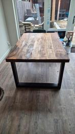 Eettafel mangohout met stalen poten, 100 tot 150 cm, Zo goed als nieuw, 150 tot 200 cm, Vier personen