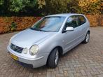Volkswagen Polo 1.2 47KW 2002 Grijs met nieuwe apk, Auto's, 64 pk, 1198 cc, Origineel Nederlands, Handgeschakeld