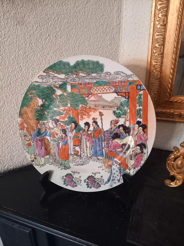 Chinees porseleinen bord handgeschilderd is gemerkt, Antiek en Kunst, Antiek | Wandborden en Tegels, Ophalen of Verzenden