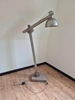 Zéér mooie, stoere vloerlamp!, Ophalen, Zo goed als nieuw, Steigerhout look, 150 tot 200 cm