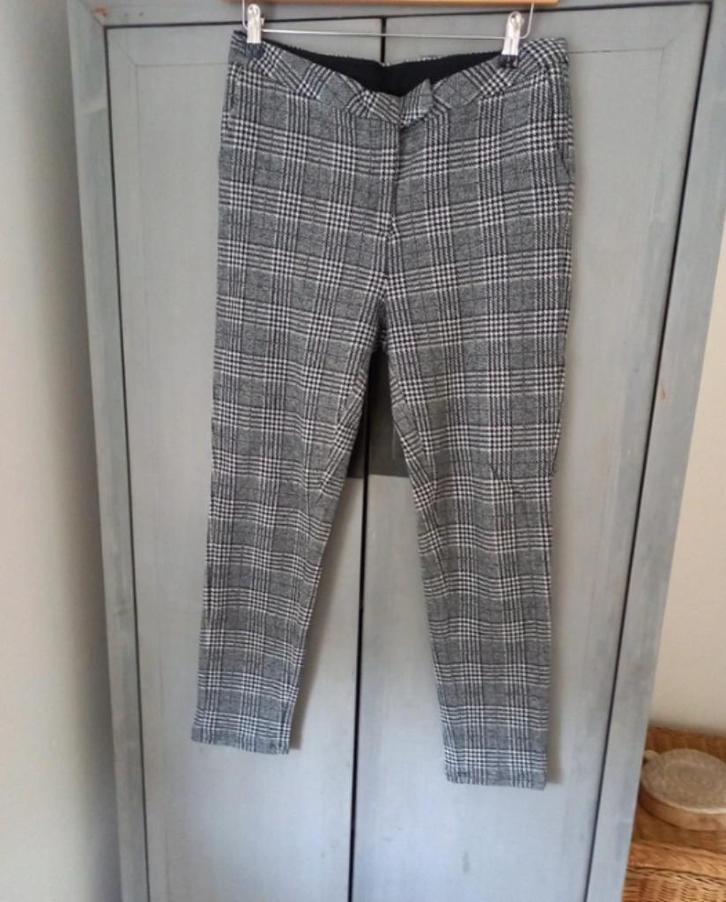 Penn & Ink broek L, Kleding | Dames, Broeken en Pantalons, Zo goed als nieuw, Maat 42/44 (L), Zwart, Driekwart, Ophalen of Verzenden