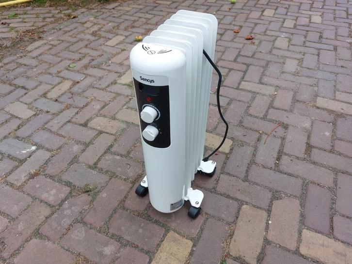 Nieuwe elektrische radiator 1500W., Huis en Inrichting, Kachels, Nieuw, Vrijstaand, Overige soorten, Elektrisch, Ophalen of Verzenden