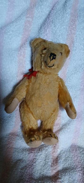 oud beertje van Steiff, ca. 23 cm. groot beschikbaar voor biedingen