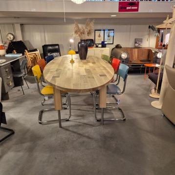 Pilat en Pilat Jelle eettafel | 300 x 120 | Gezeept walnoot  beschikbaar voor biedingen