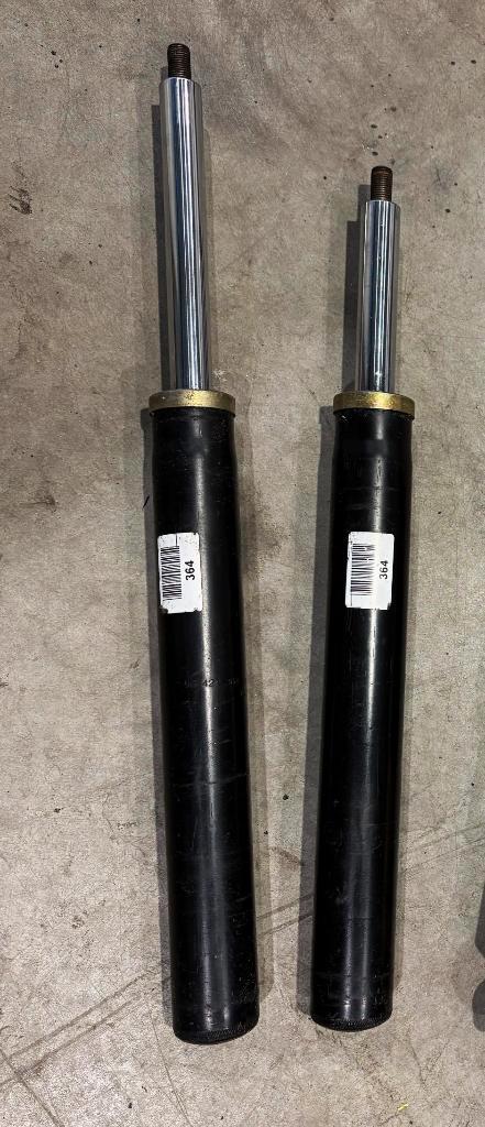 Set originele Peugeot 106 GTI (en Saxo VTS) schokbrekers, Auto-onderdelen, Ophanging en Onderstel, Citroën, Peugeot, Gebruikt