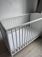 Ledikant met matras, Kinderen en Baby's, Babywiegjes en Ledikanten, Ophalen of Verzenden, Gebruikt, Ledikant