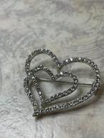 Broche, twee harten in een, strass, Overige materialen, Ophalen of Verzenden, Broche