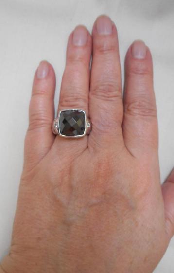 Zilveren Ti Sento ring met zwarte steen maat 17.5 nr.664 beschikbaar voor biedingen