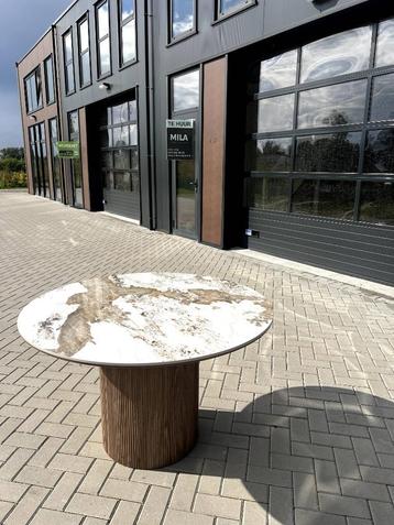 Eettafel Japandi Stijl Rond Wit/Bruin beschikbaar voor biedingen