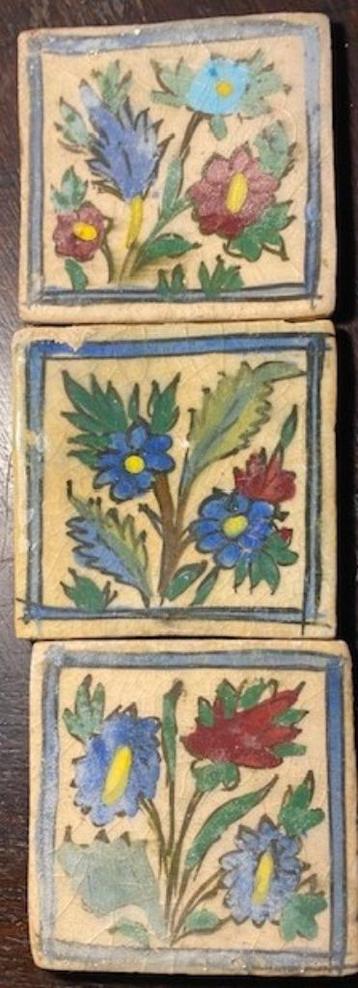 Antieke tegels beschikbaar voor biedingen