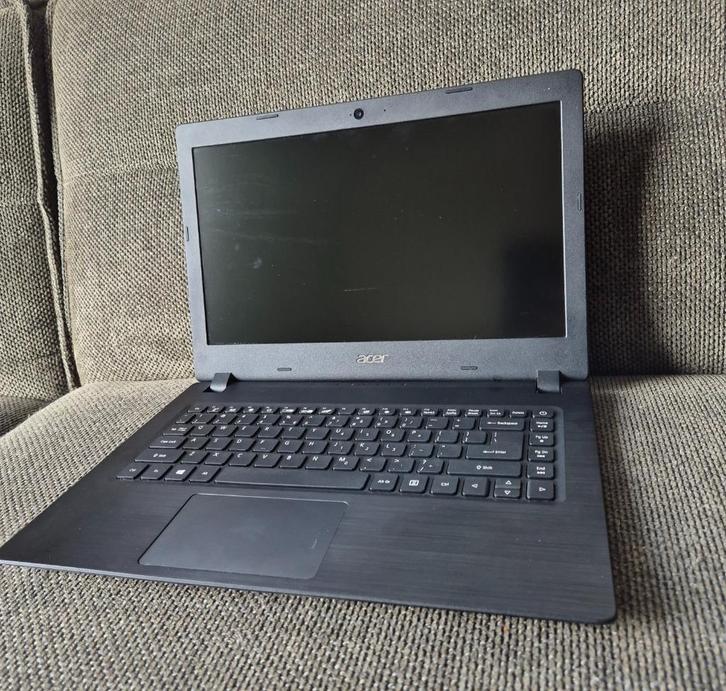Acer aspire 1laptop, Computers en Software, Windows Laptops, Gebruikt, 15 inch, 2 tot 3 Ghz, Qwerty, Ophalen of Verzenden