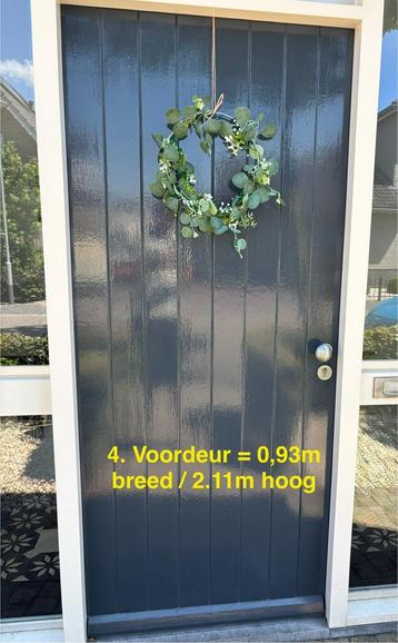 Merantie Hardhouten voordeur (zonder kozijn) in goede staat beschikbaar voor biedingen