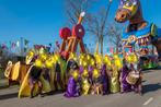 Kleding  middeleeuwen/ strijders 23 volwassen & 13 kinderen, Ophalen, Zo goed als nieuw, Maat 34 (XS) of kleiner, Carnaval