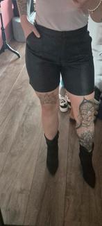 B. Korte leren broek, Kort, Verzenden, Zwart, Nieuw