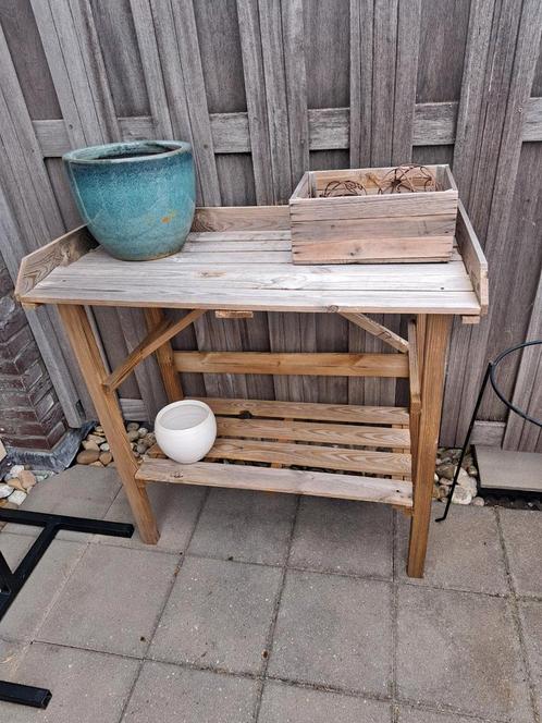 Oppot tafel hout, Tuin en Terras, Tuinmeubel-accessoires, Zo goed als nieuw, Ophalen
