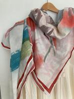 Zara Sjaal met prachtig design print - stola omslagdoek, Kleding | Dames, Ophalen of Verzenden, Zo goed als nieuw, Maat 46/48 (XL) of groter