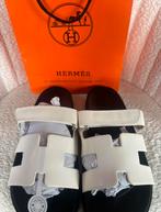 Hermes Chypre Slippers/Sandals 43 Wit, Kleding | Heren, Schoenen, Ophalen of Verzenden, Zo goed als nieuw, Zwart
