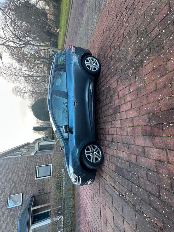 Renault Clio Energy dCi 90pk Eco2 S&S 2018 Grijs 1e eigenaar, Auto's, Renault, Particulier, Clio, ABS, Achteruitrijcamera, Airbags