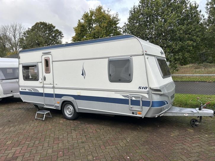 Fendt Platin 510 TFB Verkocht, Caravans en Kamperen, Caravans, Bedrijf, tot en met 4, 1000 - 1250 kg, Rondzit, Fendt, Frans bed