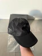 Prada pet heren, Ophalen, Zo goed als nieuw, One size fits all, Pet