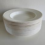 6 diepe borden, 23 cm, Wedgwood Edme plain, Ophalen, Zo goed als nieuw, Bord(en), Wedgwood