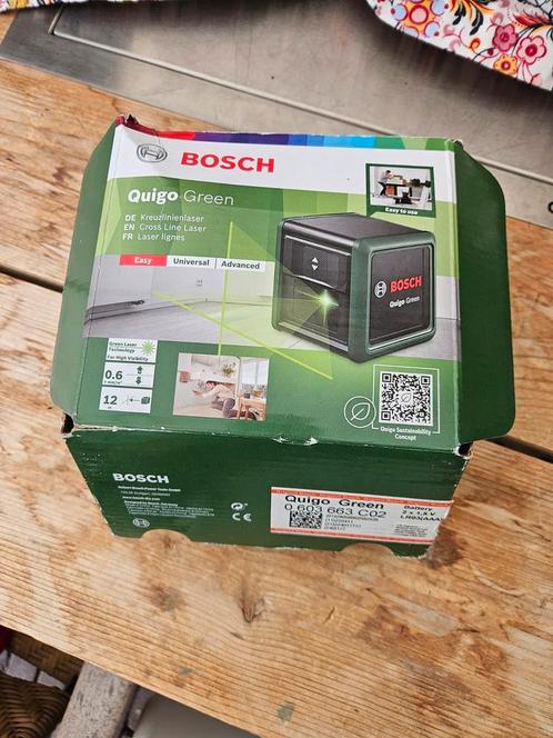 Quigo kruislijnlaser van Bosch, Doe-het-zelf en Verbouw, Gereedschap | Overige machines, Zo goed als nieuw, Ophalen of Verzenden