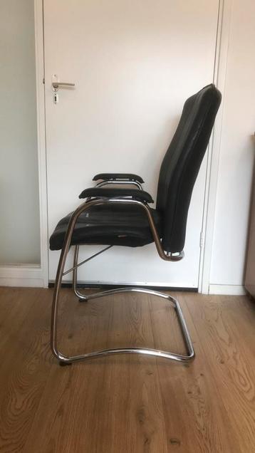 Luxe Sitag vergaderstoel met hoge rugleuning. Zwart leder. beschikbaar voor biedingen