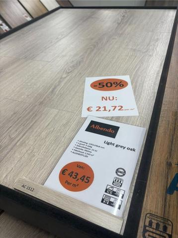 Waterbestendig Light Grey laminaat 8mm €21,72m2 beschikbaar voor biedingen