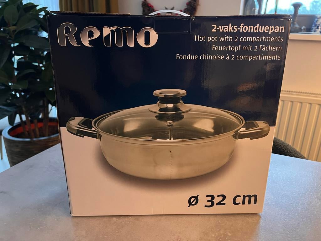 Remo Hotpot 2-vaks Fonduepan - 32cm, Huis en Inrichting, Keuken | Potten en Pannen, Ophalen of Verzenden, Nieuw, Rvs, Kookpan of Snelkookpan