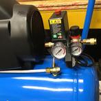 Compressor nieuw in de doos, Doe-het-zelf en Verbouw, Compressors, 25 tot 100 liter, Ophalen, Zo goed als nieuw, 200 tot 400 liter/min
