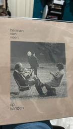 Herman van Veen op handen, Ophalen of Verzenden, Gebruikt, Levenslied of Smartlap