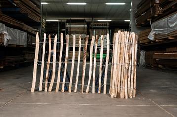 Schapenhek Kastanje Latafstand 4-5CM 80x500CM beschikbaar voor biedingen