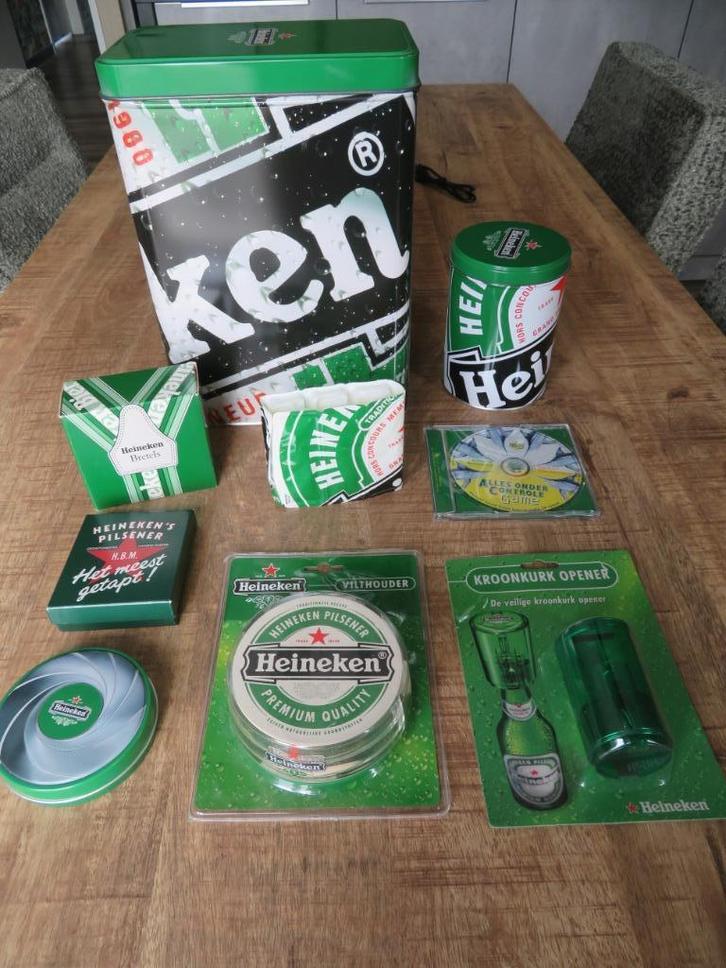 Te koop: Heineken verzameling in groot blik, Verzamelen, Biermerken, Nieuw, Overige typen, Heineken, Ophalen of Verzenden