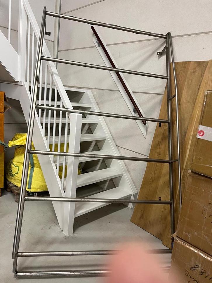 Dakrek Bedrijfsbus - Stevig en Betrouwbaar, Doe-het-zelf en Verbouw, Ladders en Trappen, Gebruikt, Ladder, 2 tot 4 meter, Ophalen of Verzenden