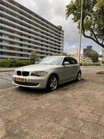 BMW 1-Serie 2.0 118I 5DR 2008 Grijs, Auto's, BMW, 1-Serie, Achterwielaandrijving, 1995 cc, 1200 kg