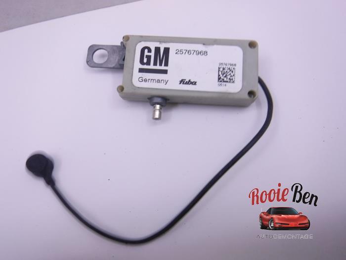 Antenne Versterker van een Cadillac SRX, Cadillac, Gebruikt, -, -