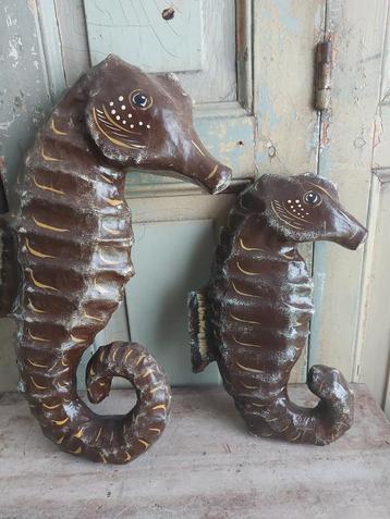 Stel van 2 x zeepaardje,Papier-mache,leuk in keuken /etalage beschikbaar voor biedingen