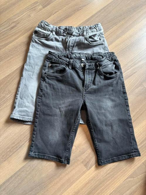 2x jeans short Garcia maat 164, Kinderen en Baby's, Kinderkleding | Maat 164, Zo goed als nieuw, Jongen, Broek, Ophalen of Verzenden