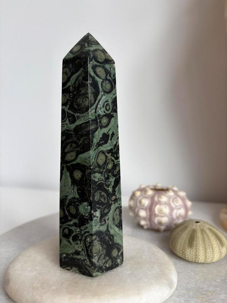 Kambaba jaspis toren, Verzamelen, Mineralen en Fossielen, Ophalen of Verzenden