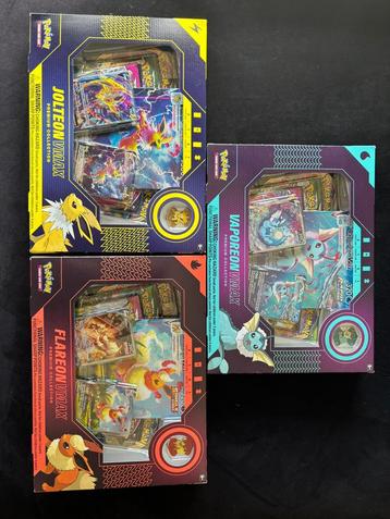 Vaporeon / flareon / jolteon vmax premium collection. beschikbaar voor biedingen