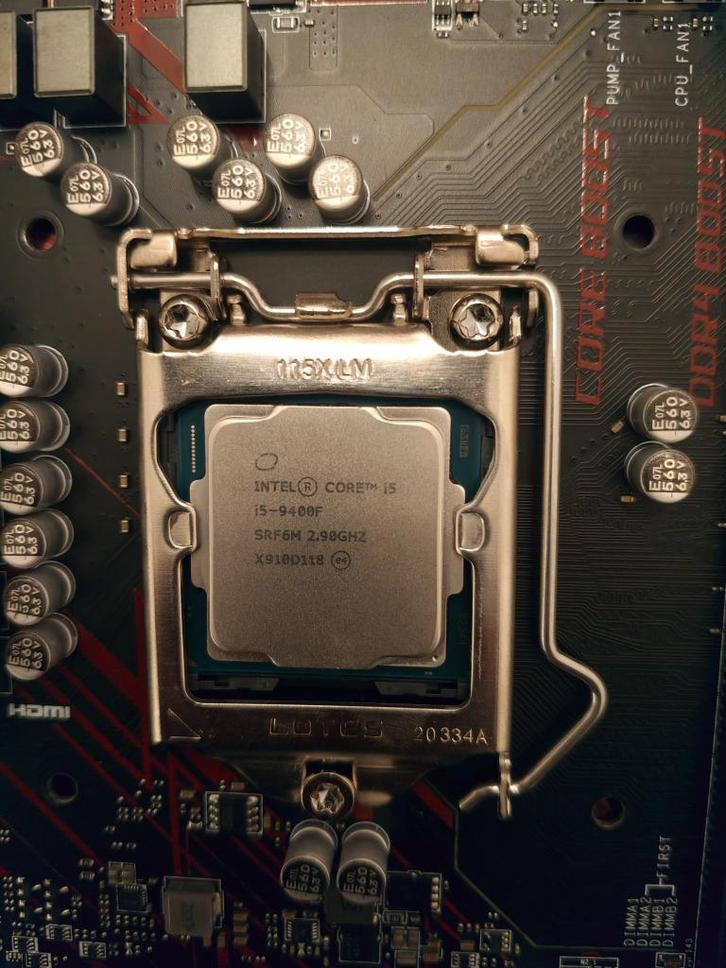 Intel Core i5-9400F, Computers en Software, Processors, Zo goed als nieuw, 6-core, 3 tot 4 Ghz, Ophalen of Verzenden