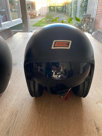 Motorhelmen  - Stijlvol en Veilig! beschikbaar voor biedingen