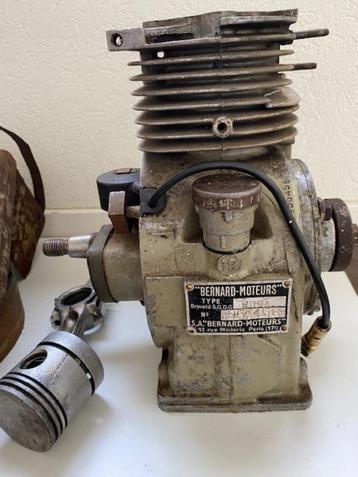 Bernard stationaire benzine motor W19A beschikbaar voor biedingen