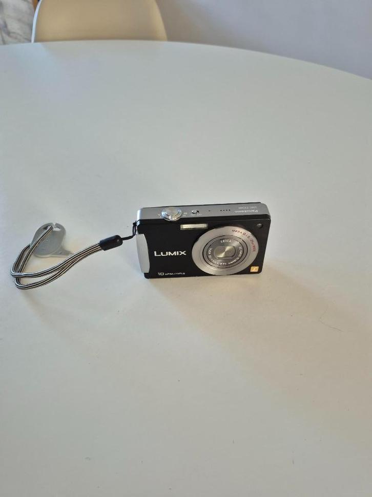 Panasonic DMC FX500 inclusief beschermtas en oplader, Audio, Tv en Foto, Fotocamera's Digitaal, Zo goed als nieuw, Compact, Overige Merken