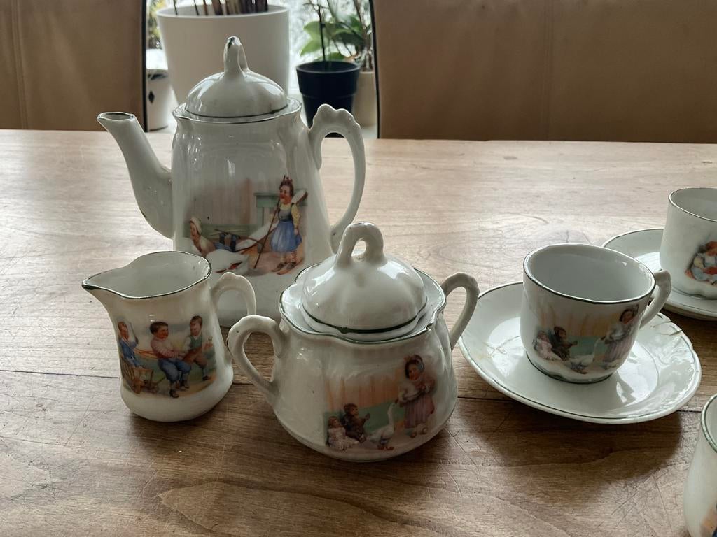 Kindertheeserviesje uit 1940, Antiek en Kunst, Ophalen