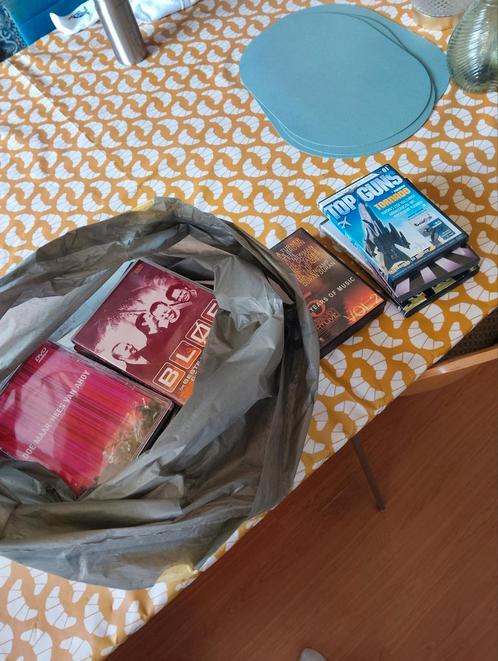 Te koop een zak met 36 bespeelbare DVD's in een koop!!!, Cd's en Dvd's, Dvd's | Overige Dvd's, Zo goed als nieuw, Alle leeftijden