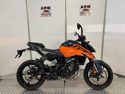 KTM Duke 125 ABS (bj 2025), Motoren, Motoren | KTM, Bedrijf, Naked bike, 11 kW of minder, Minimaal motorrijbewijs A1