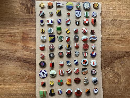 Diverse voetbalspeldjes amateurs, Verzamelen, Speldjes, Pins en Buttons, Gebruikt, Sport, Ophalen of Verzenden