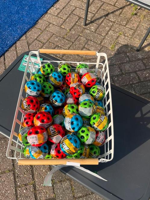 Stuiter bal in meerdere kleuren bouncing ball, Kinderen en Baby's, Speelgoed | Buiten | Los speelgoed, Nieuw, Ophalen of Verzenden
