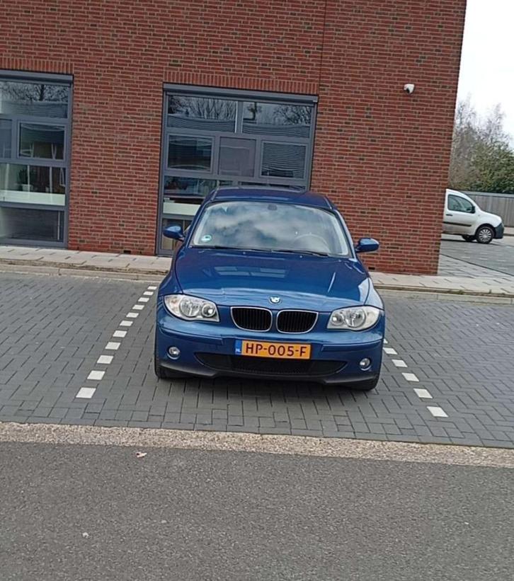 BMW 1-Serie 116I 2006 Blauw, Auto's, BMW, Particulier, 1-Serie, Benzine, D, Hatchback, Handgeschakeld, Geïmporteerd, Blauw, Grijs